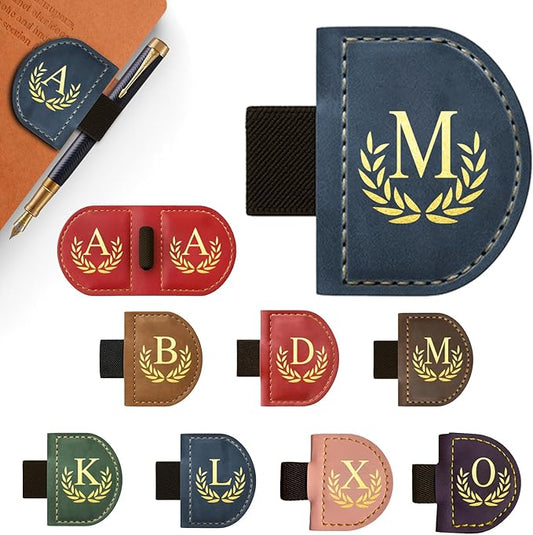 Personalized Leather Magnetic Bookmark with Pen Holder, Custom Bygone Mark Bookmark with Pen Holder, Custom Bookmarks with 26 Letters for Reading Women, Men, Teachers, Book Lovers（Blue，M）