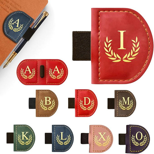 Personalized Leather Magnetic Bookmark with Pen Holder, Custom Bygone Mark Bookmark with Pen Holder, Custom Bookmarks with 26 Letters for Reading Women, Men, Teachers, Book Lovers（Red，I）