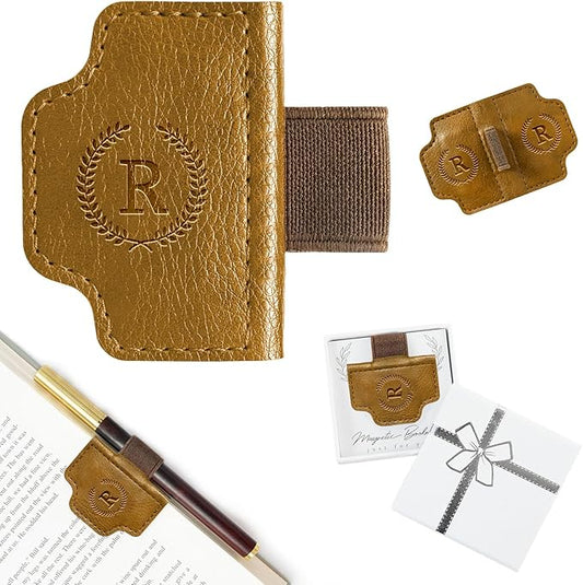 BygoneMark Magnetic Leather Bookmark with Pen Holder, Personalized Custom Initial Page Marker & Pen Clip, Professional Book Accessory for Students (Light Brown-R)